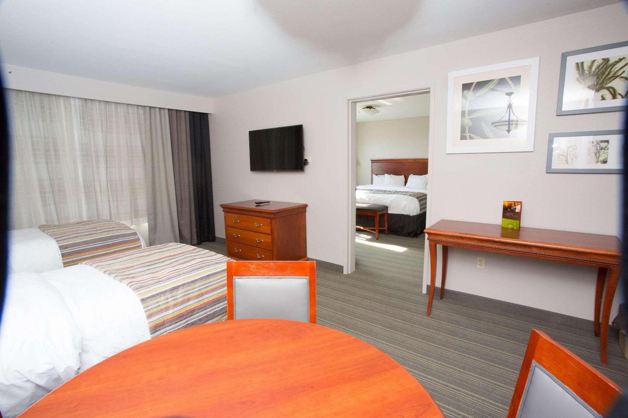 Country Inn & Suites By Radisson, Grand Forks, Nd Eksteriør billede