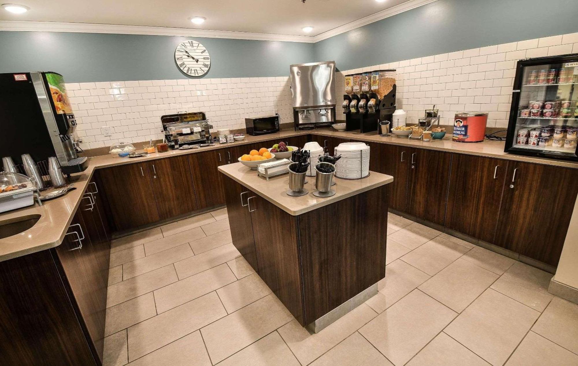 Country Inn & Suites By Radisson, Grand Forks, Nd Eksteriør billede