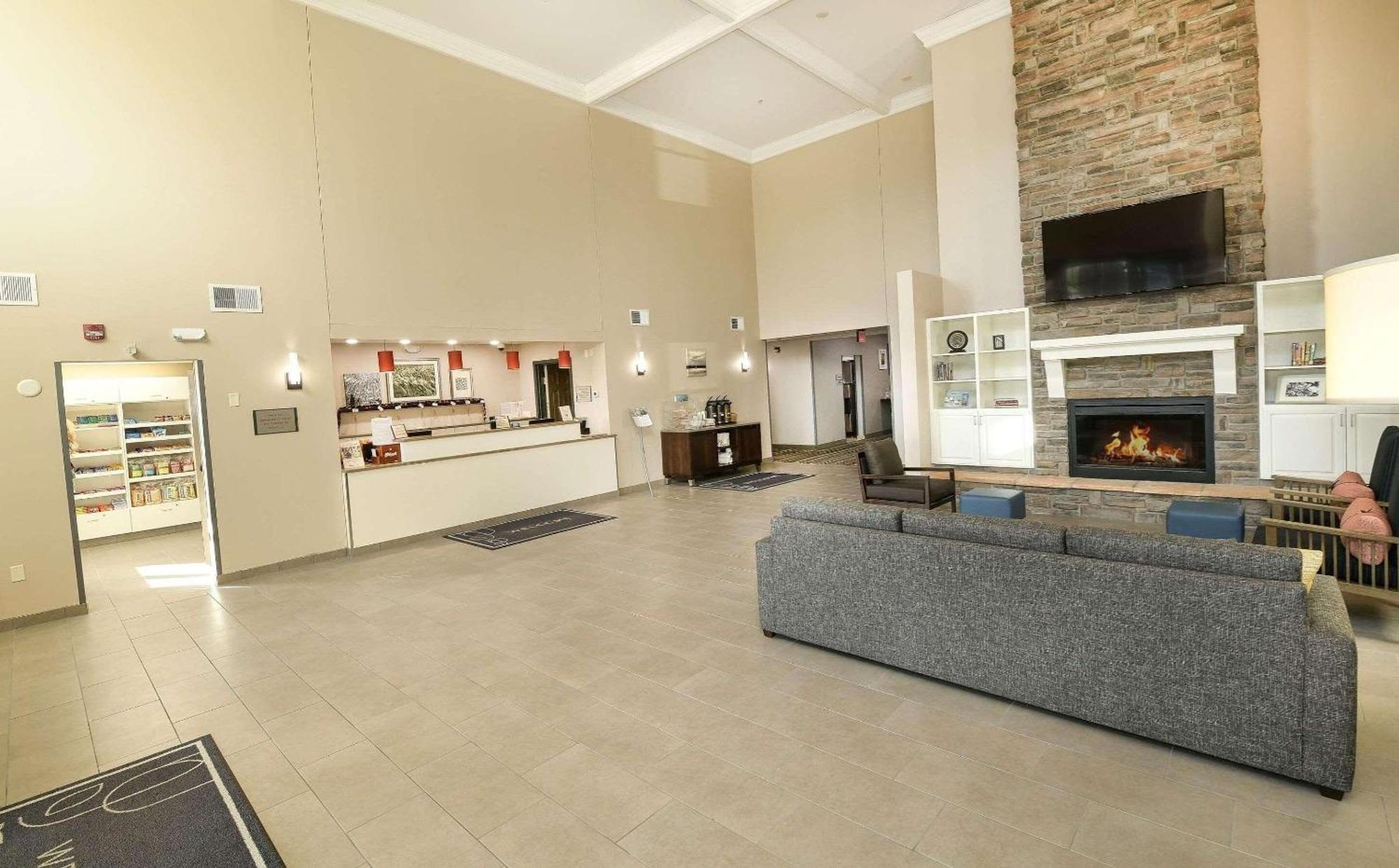 Country Inn & Suites By Radisson, Grand Forks, Nd Eksteriør billede