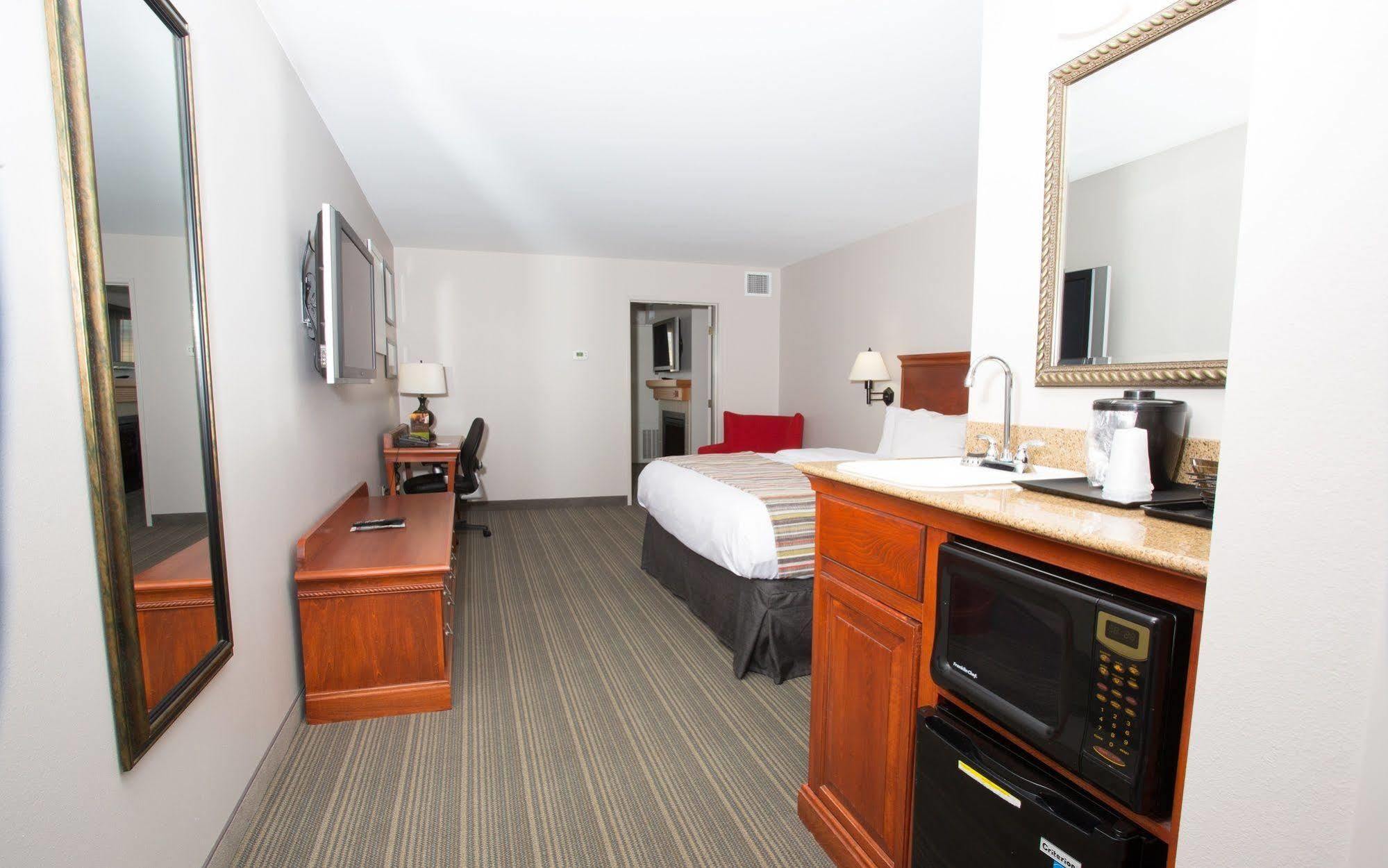 Country Inn & Suites By Radisson, Grand Forks, Nd Eksteriør billede